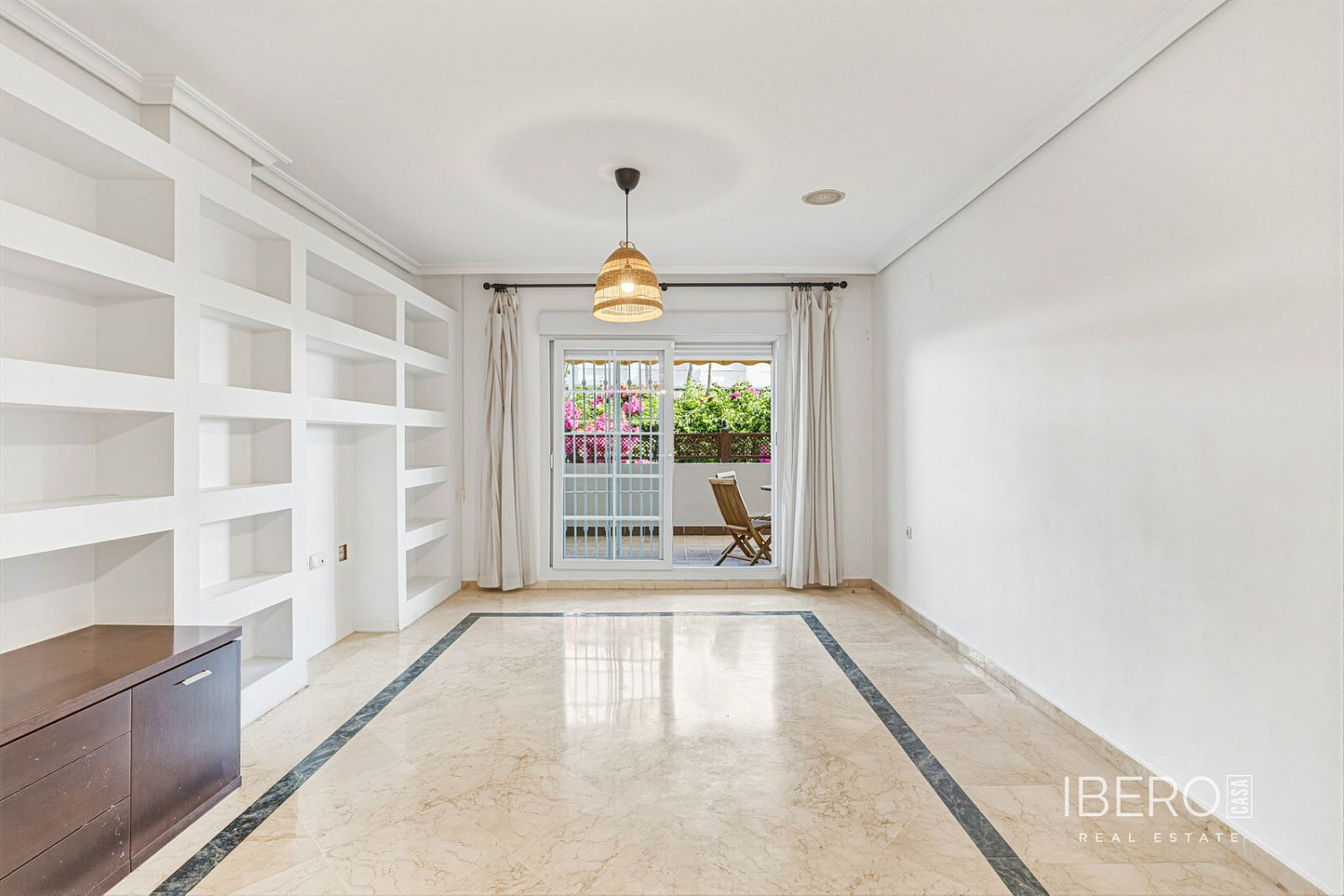 Piso 3+kk – Málaga, Centro Histórico, Centro - Vista 3