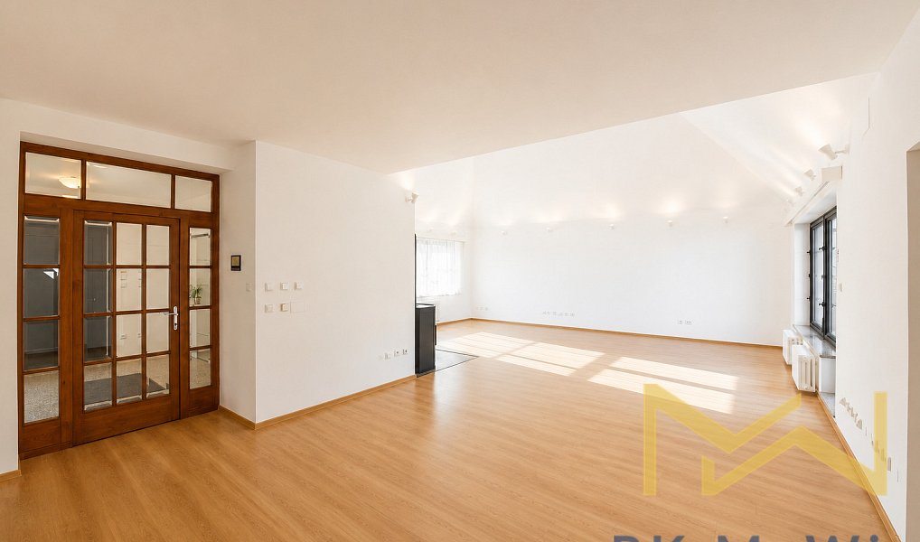 Pronájem domu 417 m² s pozemkem 999 m², Praha – náhled fotky 10