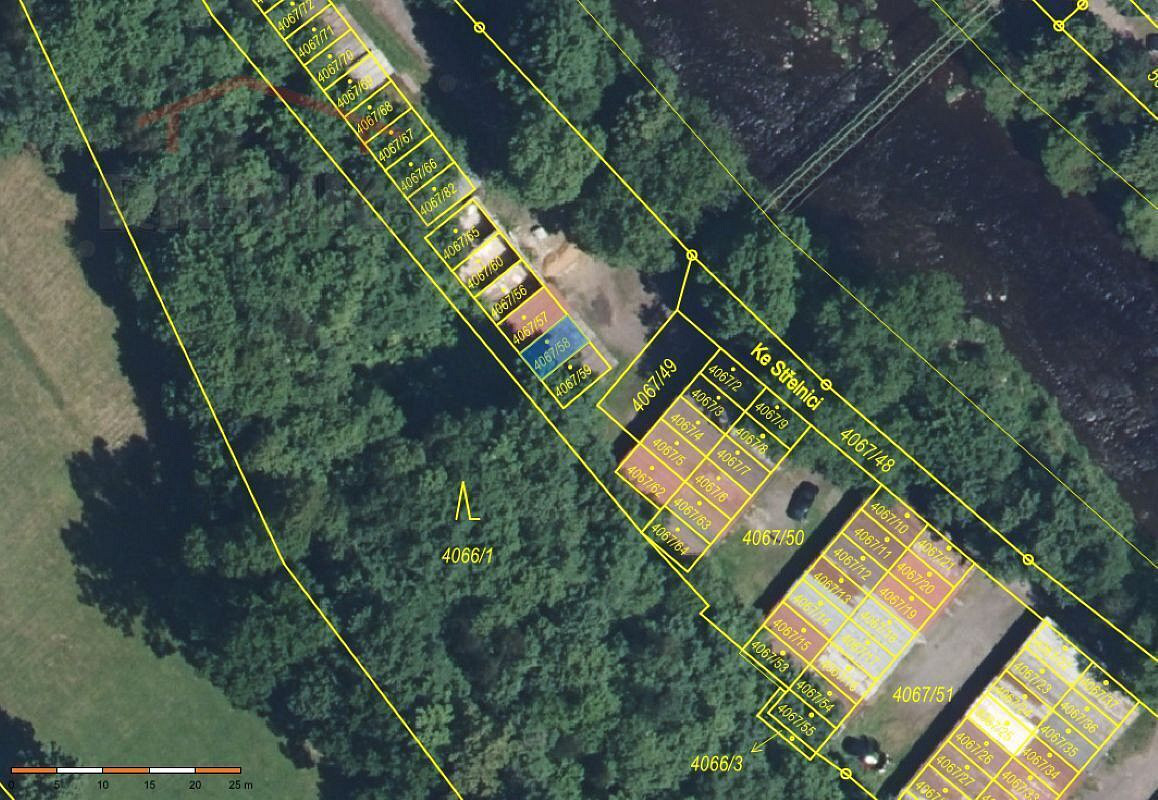 Prodej garáže 25 m2 v Semilech ihned k dispozici – fotografie 4