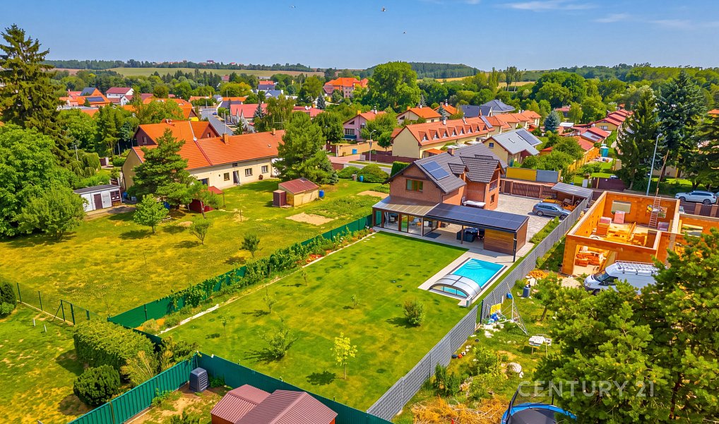 Prodej domu 189 m² s pozemkem 1 054 m², Horoušany – náhled fotky 22