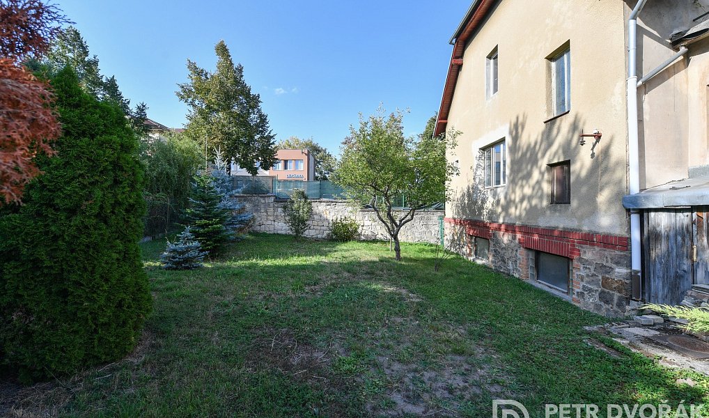 Prodej domu 161 m² s pozemkem 1 027 m², Úvaly – náhled fotky 9