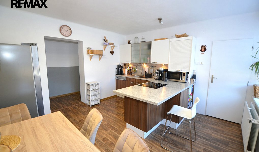 Prodej bytu 3+1 81 m², Štíty – náhled fotky 2