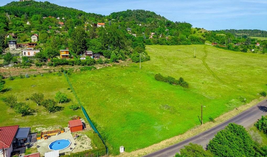 Prodej stavebního pozemku 3 430 m², Bystřany – náhled fotky 13