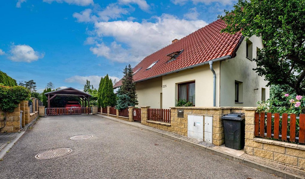 Prodej domu 169 m² s pozemkem 711 m², Kanice – náhled fotky 20