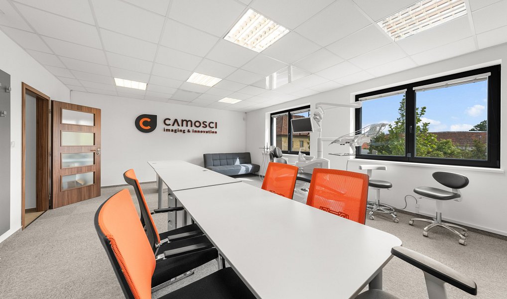 Prodej domu 340 m² s pozemkem 450 m², Jesenice – náhled fotky 18