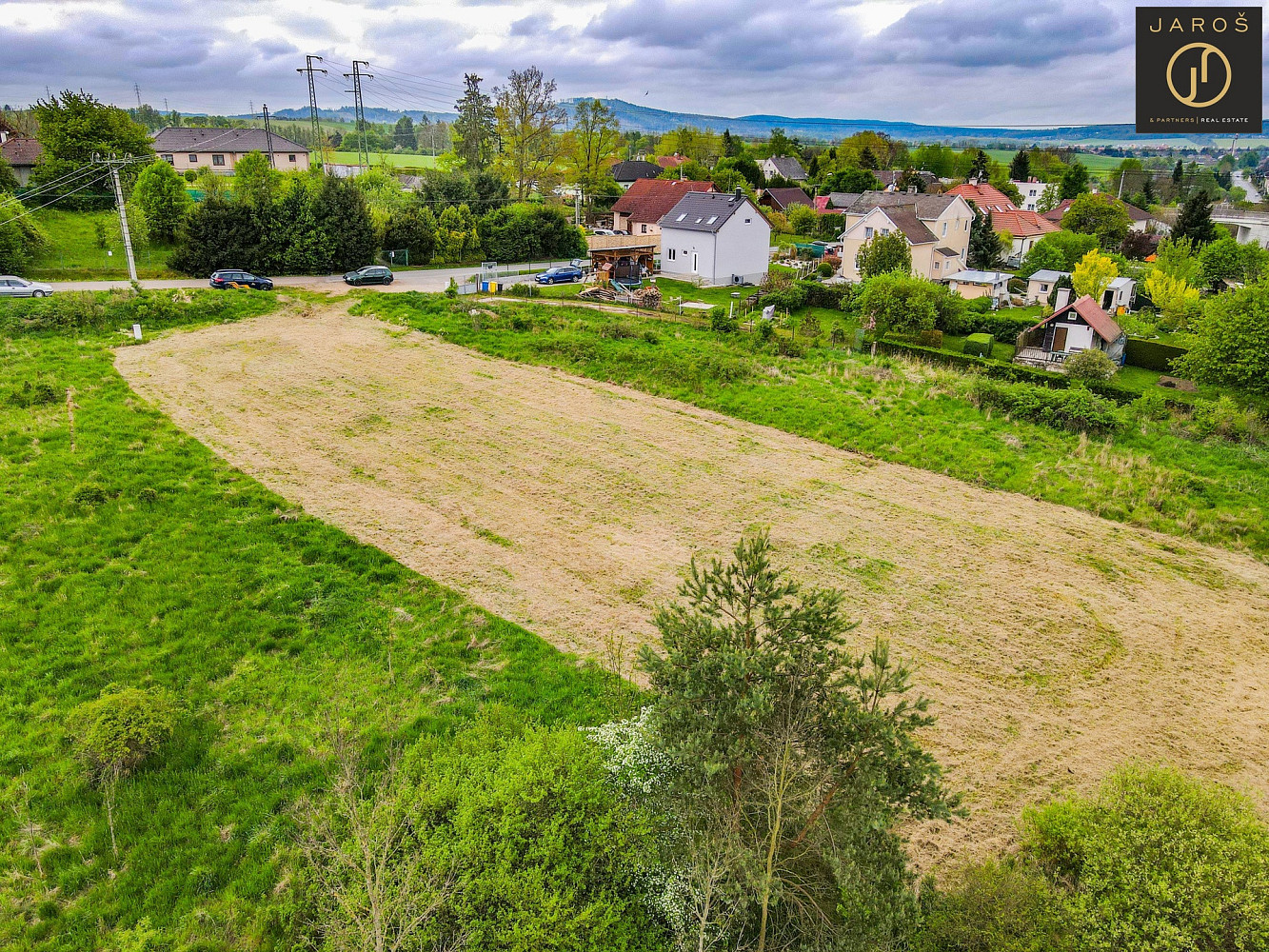Prodej stavebního pozemku 1 294 m² – fotografie 3