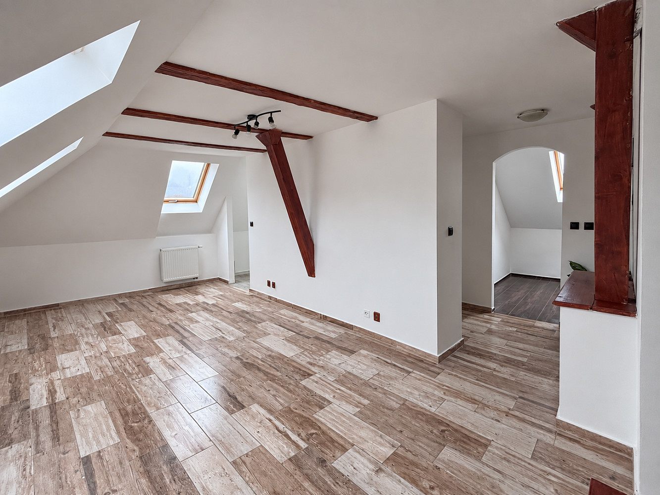 Prodej bytu 2+1 65 m² – fotografie 2
