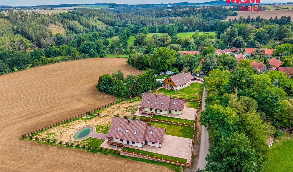 Prodej domu 221 m² s pozemkem 1 365 m², Trhový Štěpánov – náhled fotky 4