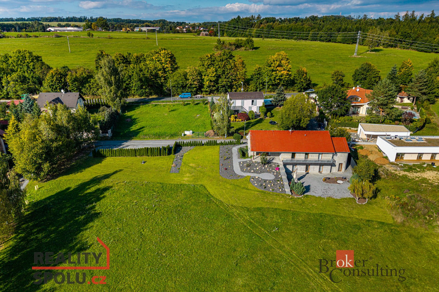 Prodej domu 298 m² s pozemkem 900 m² – fotografie 5