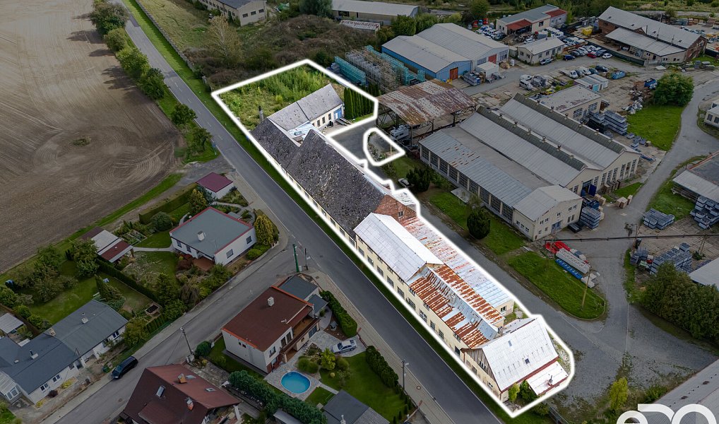 Prodej komerčního prostoru, 2000 m², Mladá Boleslav, Dolní Bousov