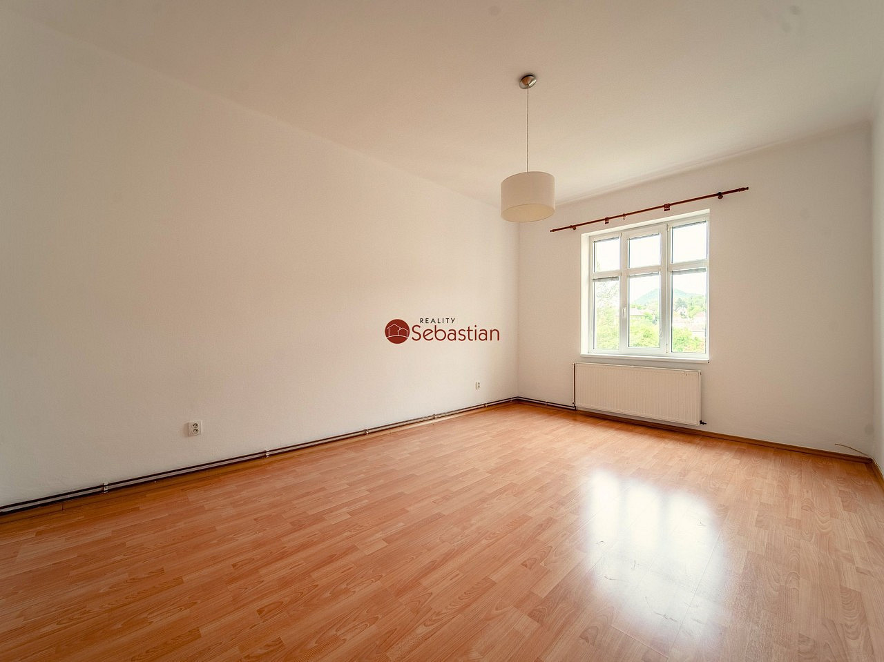 Pronájem bytu 2+kk 59 m² – fotografie 4