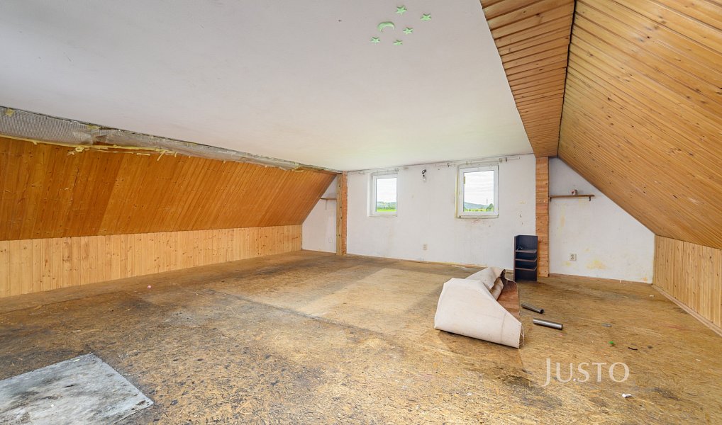 Prodej domu 230 m² s pozemkem 906 m², Frýdlant – náhled fotky 12