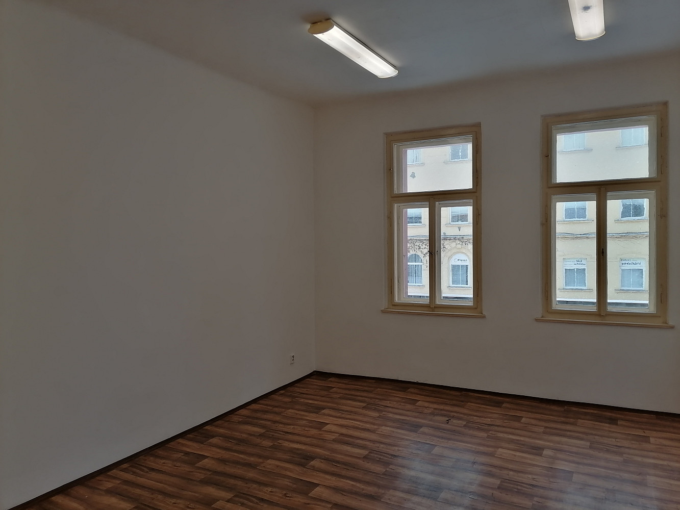 Pronájem kanceláře 41 m² – fotografie 4