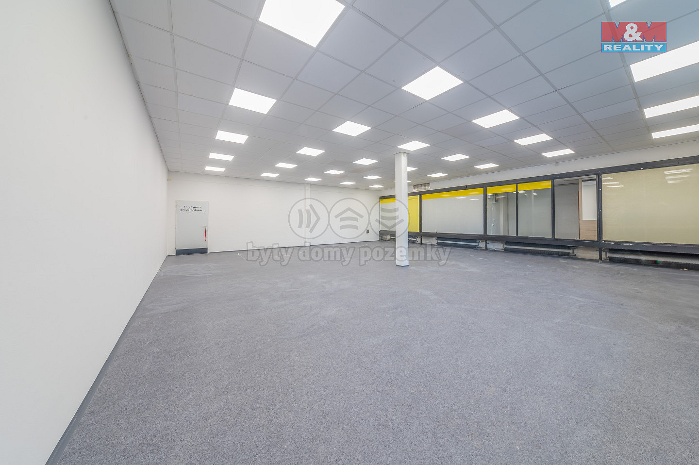 Pronájem obchodních prostor 500 m² — photo 3