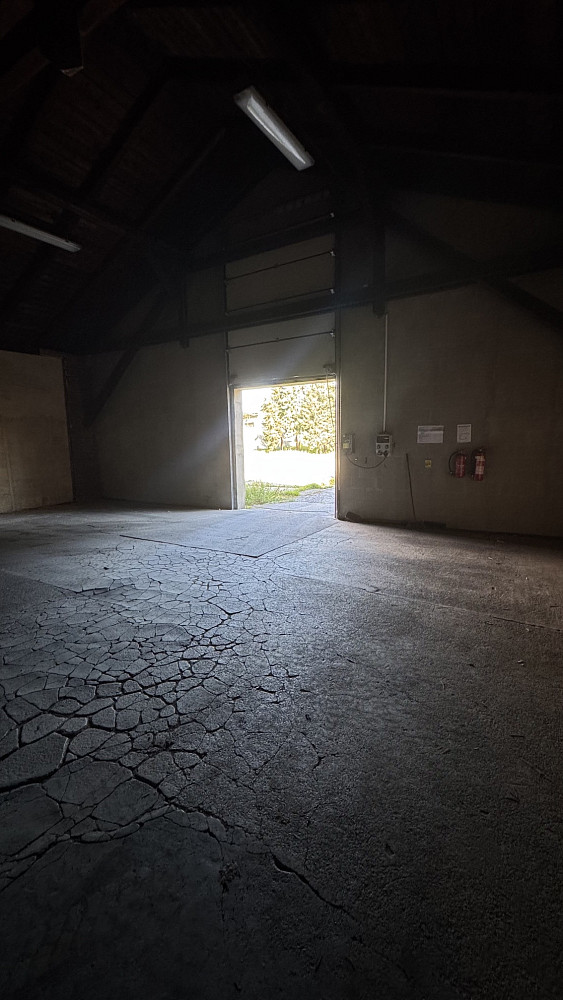 Pronájem skladovacích prostor 550 m² – fotografie 2