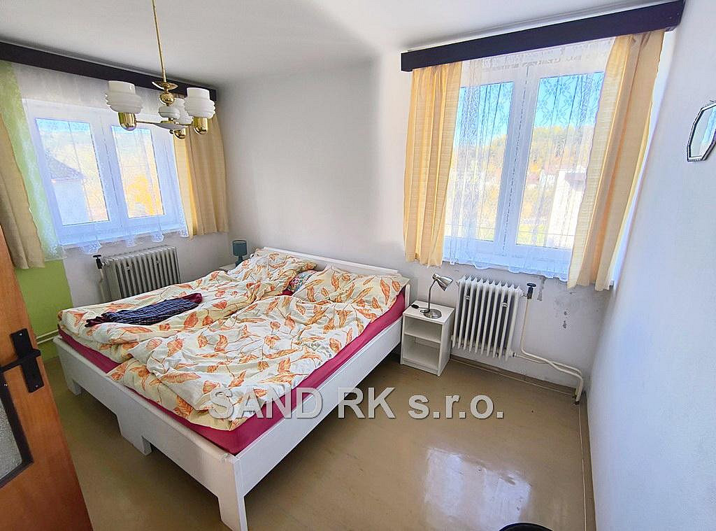 Prodej domu 242 m² s pozemkem 596 m² – fotografie 5