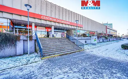 Pronájem skladovacích prostor 372 m², Masarykova, Plzeň - Doubravka