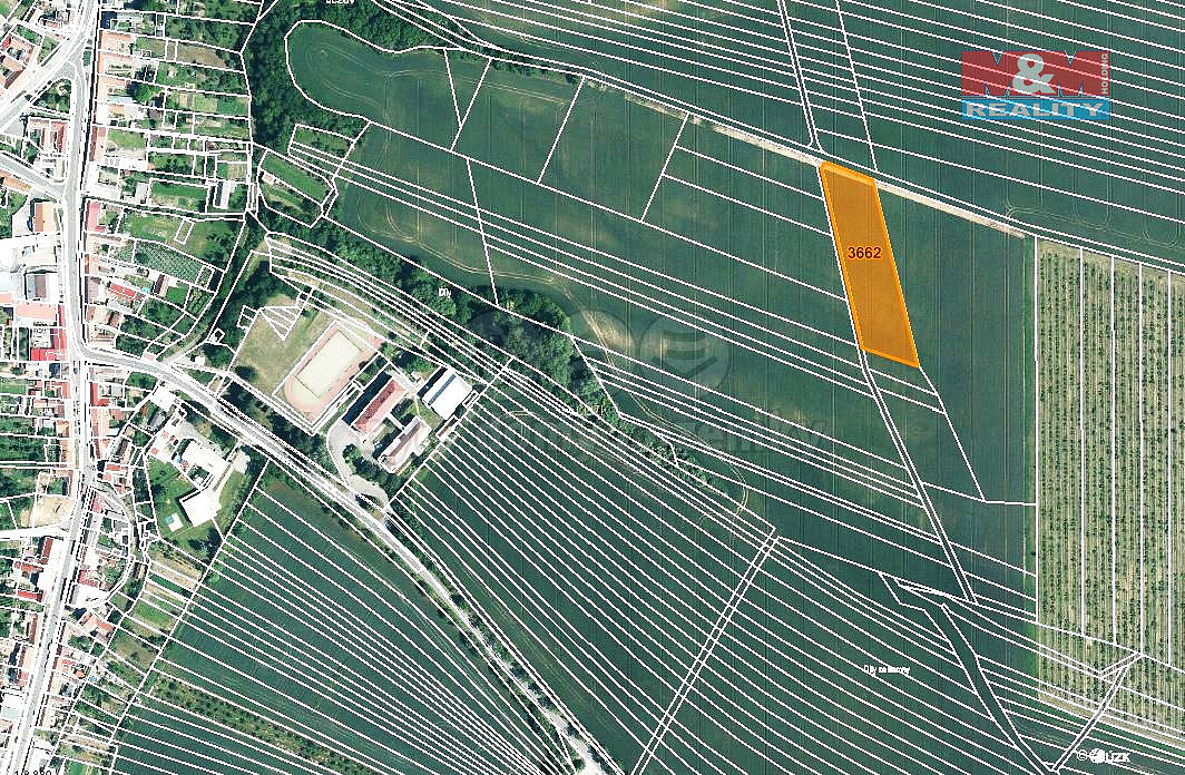 Prodej pole 1 462 m²