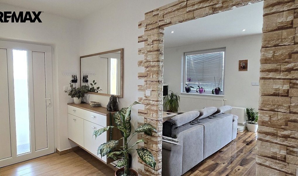Prodej domu 89 m² s pozemkem 1 057 m², Kožlany – náhled fotky 15
