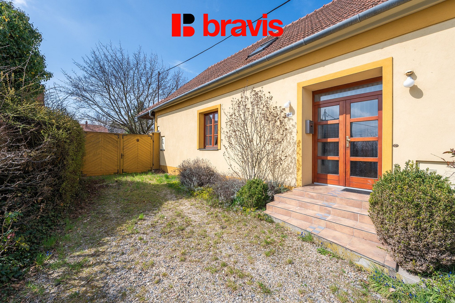 Prodej domu 211 m² s pozemkem 781 m² — photo 2