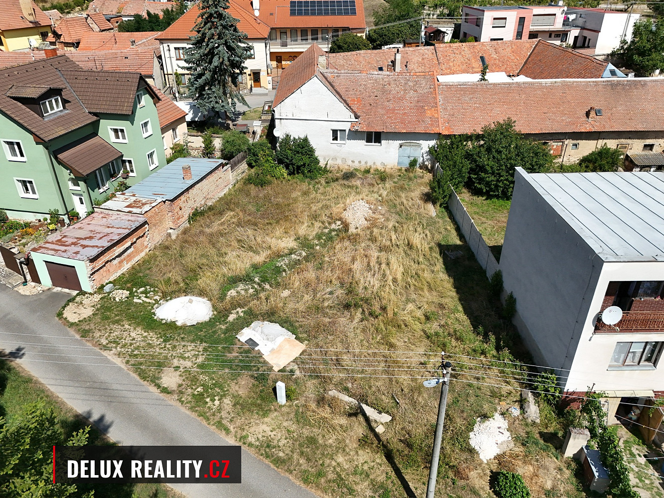 Prodej stavebního pozemku 669 m² – fotografie 2