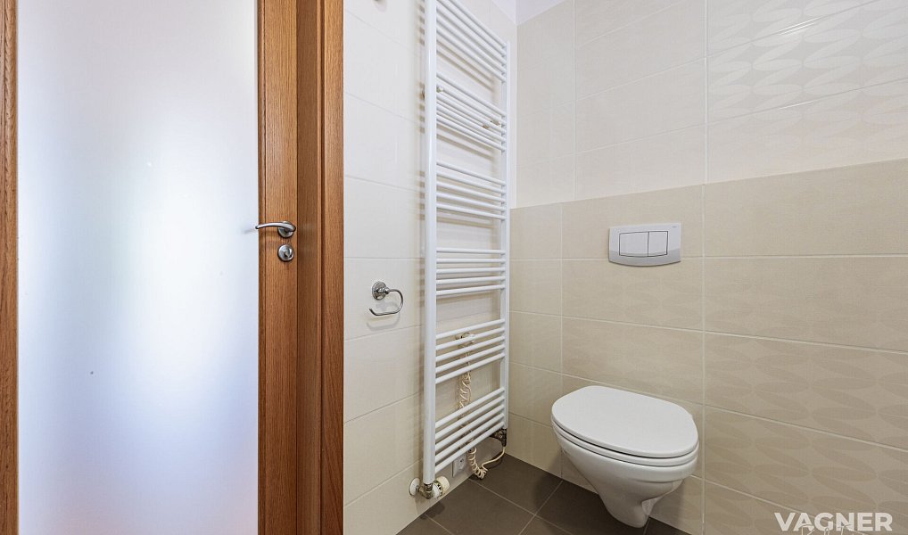 Prodej bytu 4+kk 97 m², Praha – náhled fotky 19