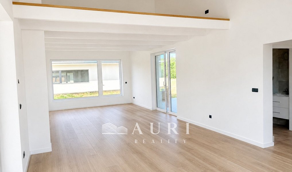 Prodej domu 158 m² s pozemkem 1 020 m², Kozomín – náhled fotky 3