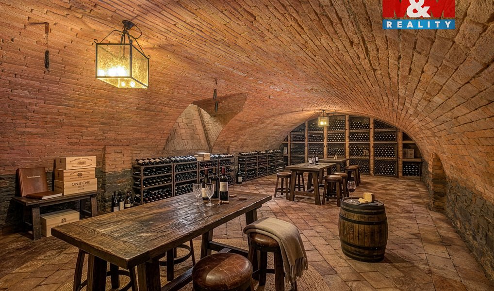 Prodej restaurace 76 556 m², Horka I – náhled fotky 2