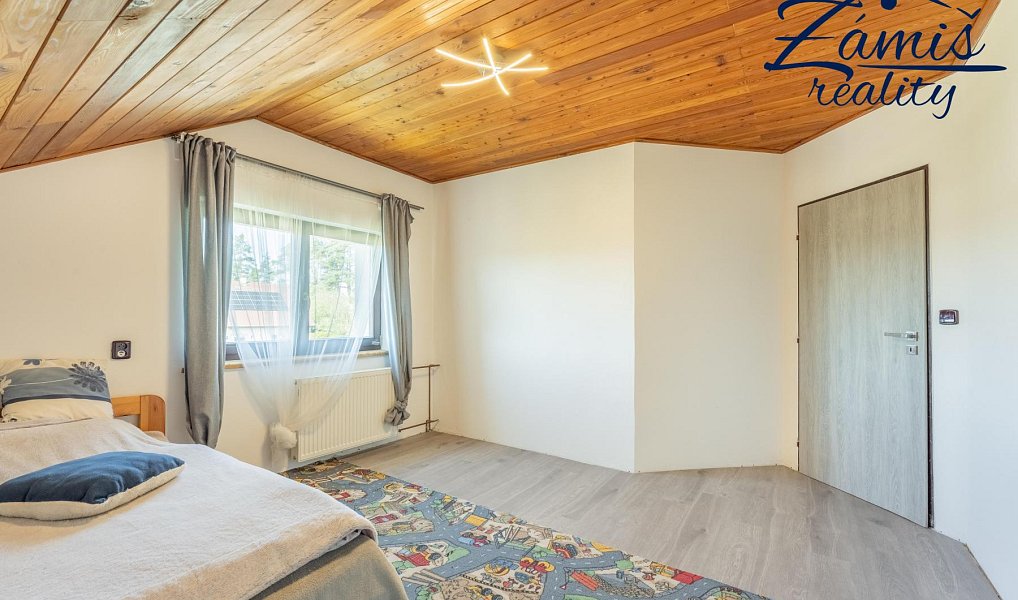 Prodej domu 278 m² s pozemkem 1 322 m², Nespeky – náhled fotky 24