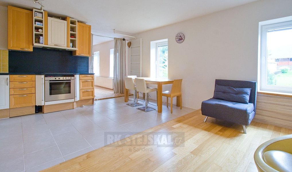 Prodej domu 410 m² s pozemkem 157 m², Moldava – náhled fotky 6
