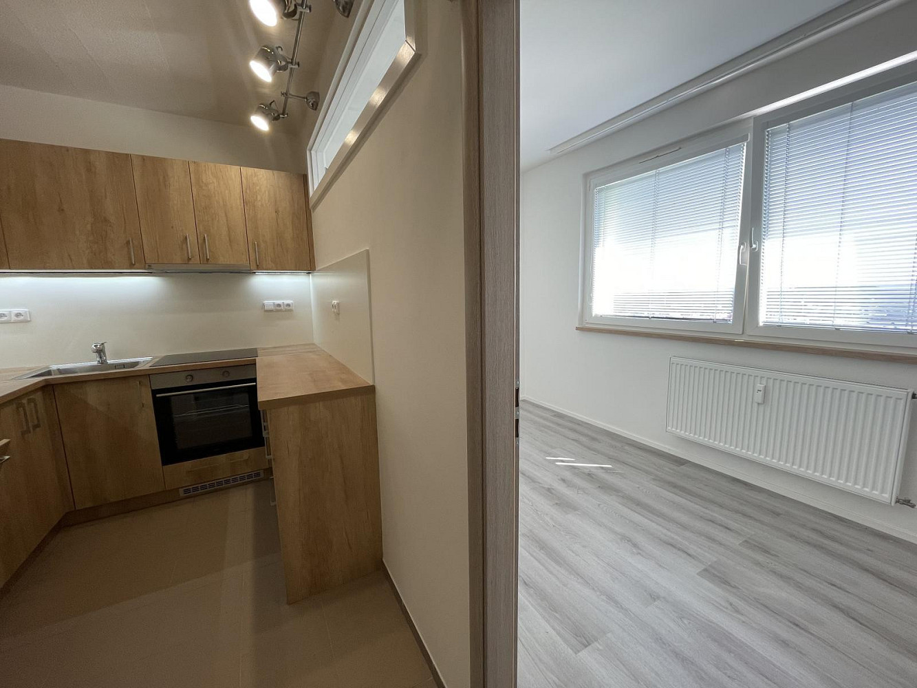 Pronájem bytu 2+1 45 m² – fotografie 3