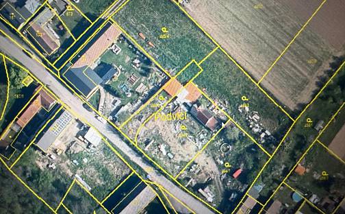Prodej stavebního pozemku 1 178 m², Dolní Beřkovice, okres Mělník