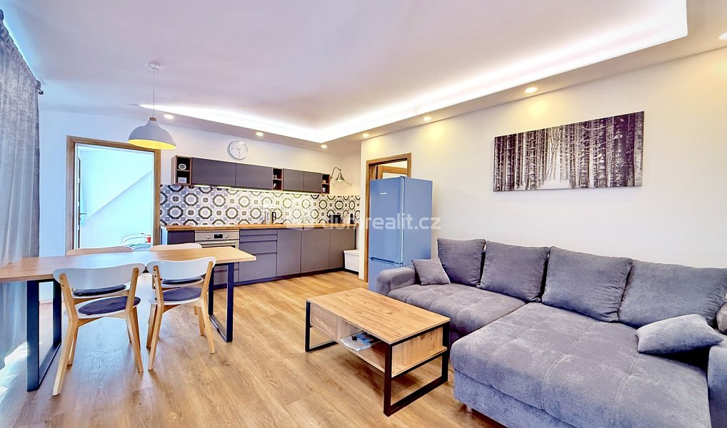 Prodej bytu 3+kk 60 m², Abertamy – náhled fotky 2
