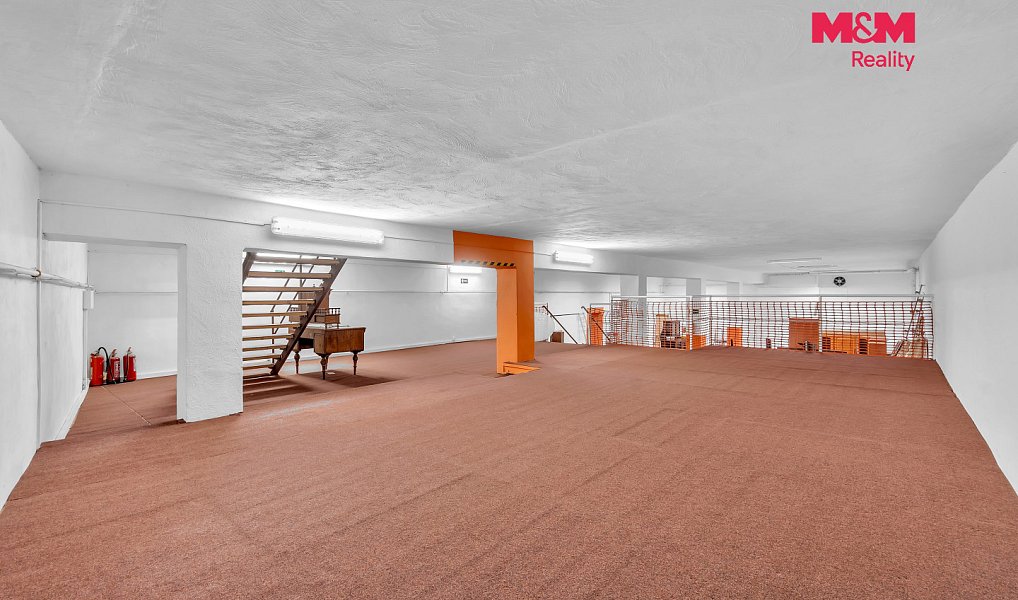 Pronájem obchodních prostor 498 m², Bystřice nad Pernštejnem – náhled fotky 9