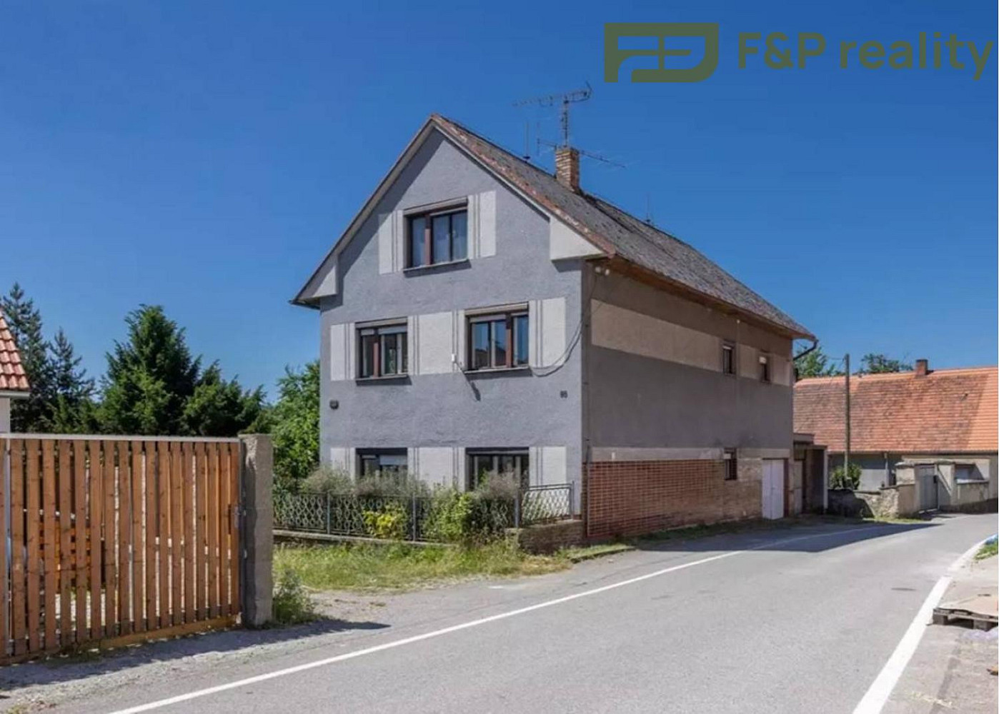 Prodej domu 197 m² s pozemkem 441 m²