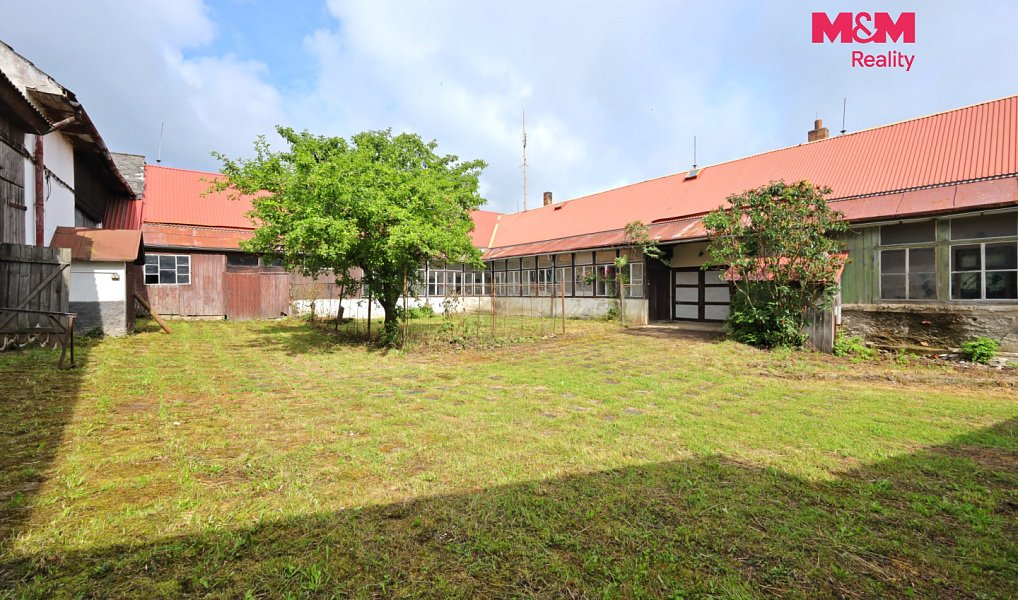Prodej domu 265 m² s pozemkem 3 128 m², Černovice – náhled fotky 28
