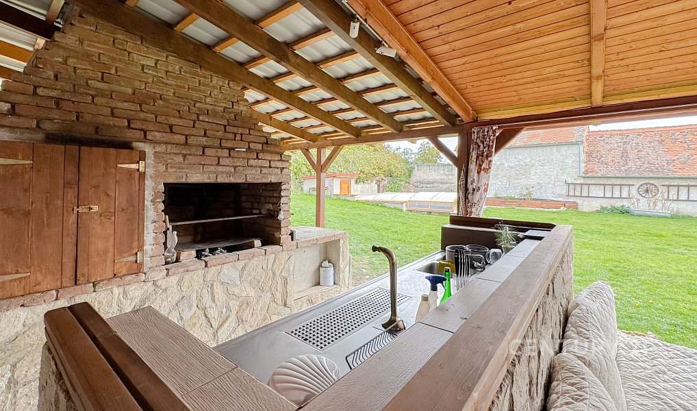 Prodej domu 310 m² s pozemkem 1 492 m², Kubšice – náhled fotky 18