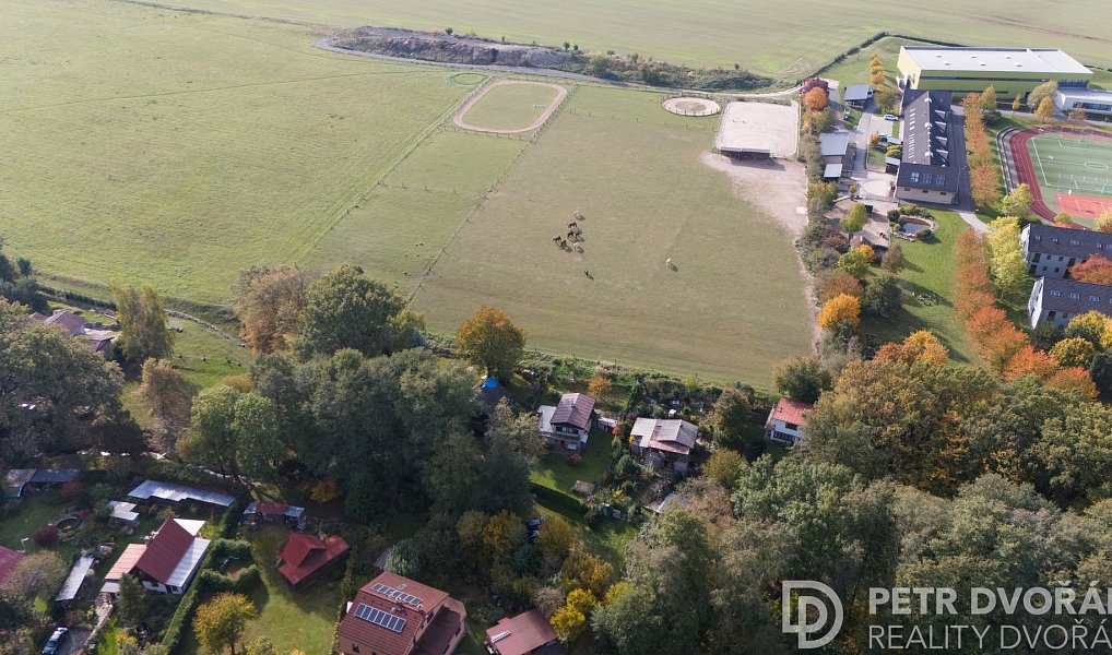 Prodej stavebního pozemku 470 m², Babice – náhled fotky 22