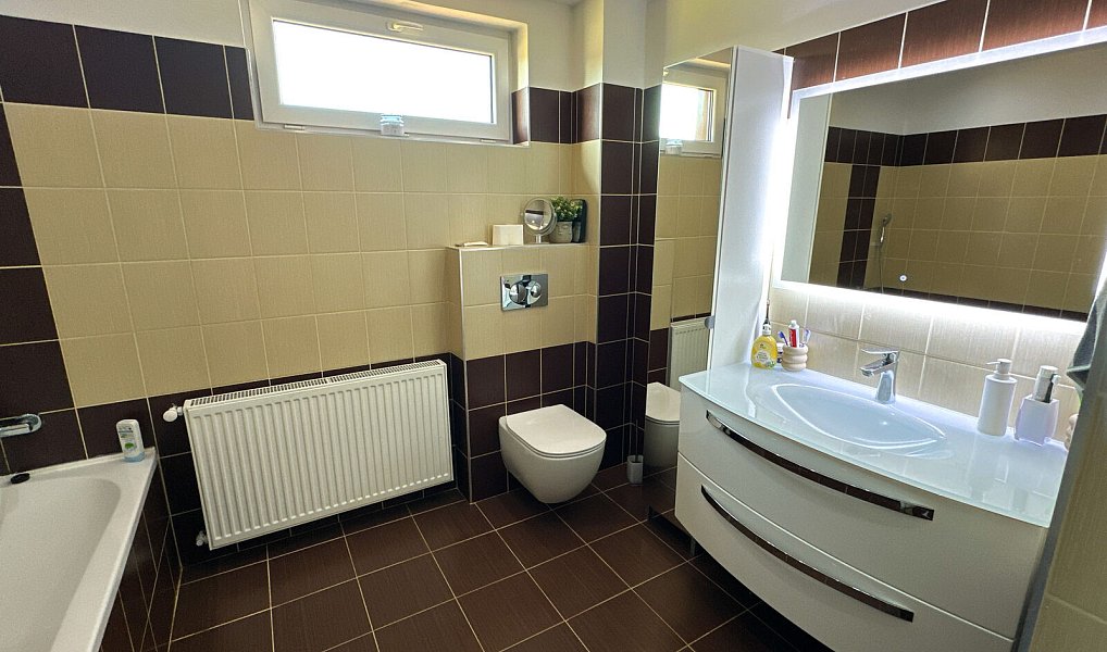 Prodej domu 300 m² s pozemkem 154 m², Tachov – náhled fotky 31