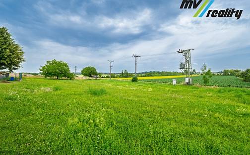 Prodej stavebního pozemku 1 731 m², Úmyslovice, okres Nymburk