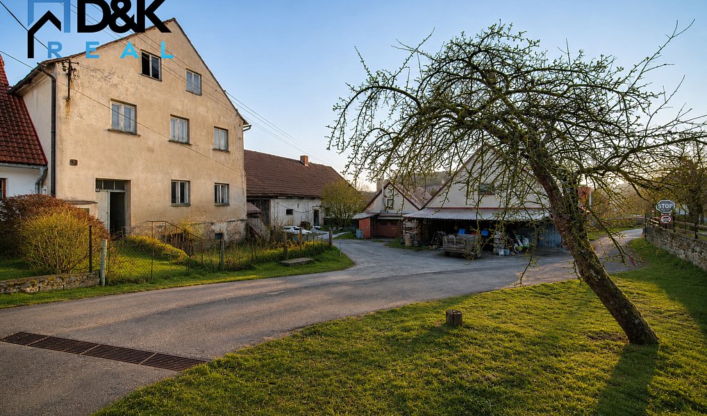 Prodej domu 127 m², Dolní Dobrouč – náhled fotky 2