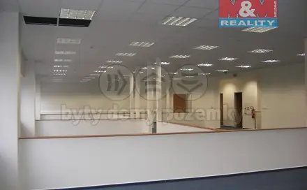 Pronájem kanceláře 808 m², Chebská, Plzeň - Křimice