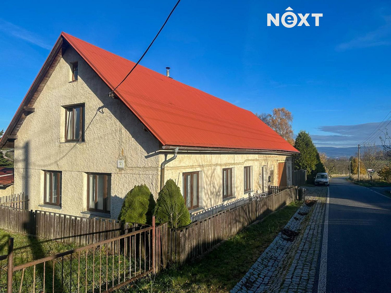 Prodej domu 300 m² s pozemkem 10 228 m² — photo 2