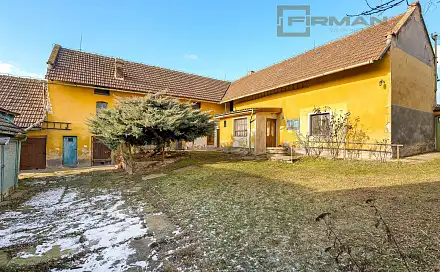 Prodej domu 400 m² s pozemkem 1 899 m², Cítov, okres Mělník