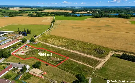 Prodej komerčního pozemku 7 564 m², Přesecká, Třeboň - Břilice, okres Jindřichův Hradec