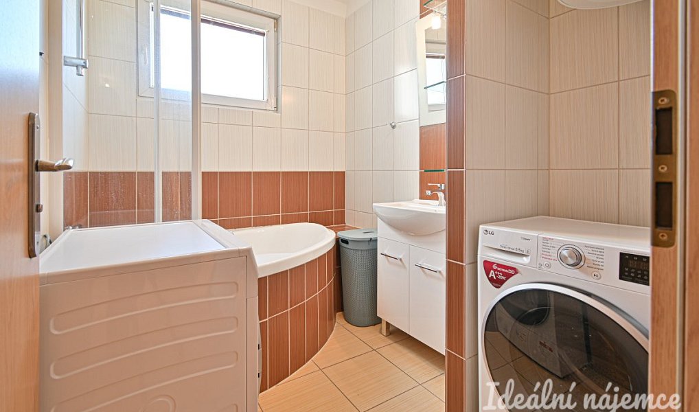 Pronájem bytu 2+kk 47 m², Modřice – náhled fotky 9