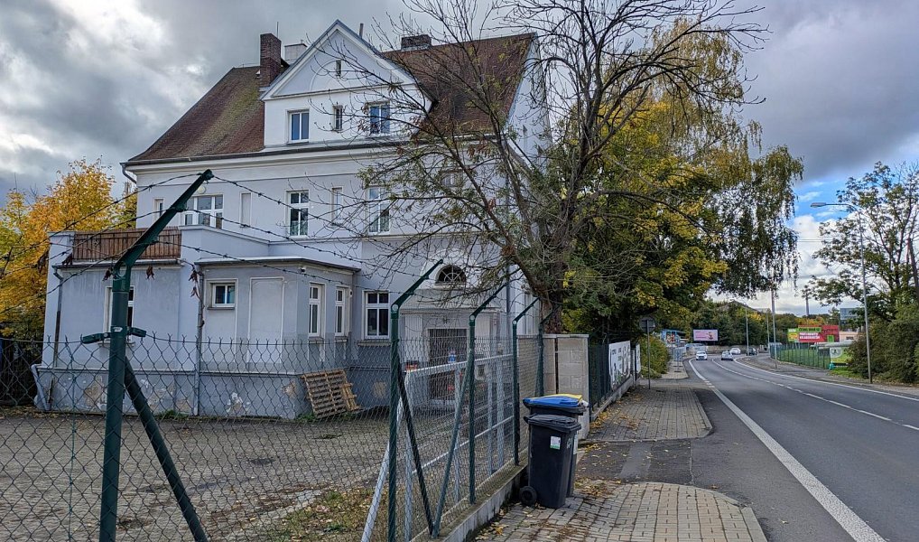 Prodej domu 472 m² s pozemkem 697 m², Teplice – náhled fotky 24