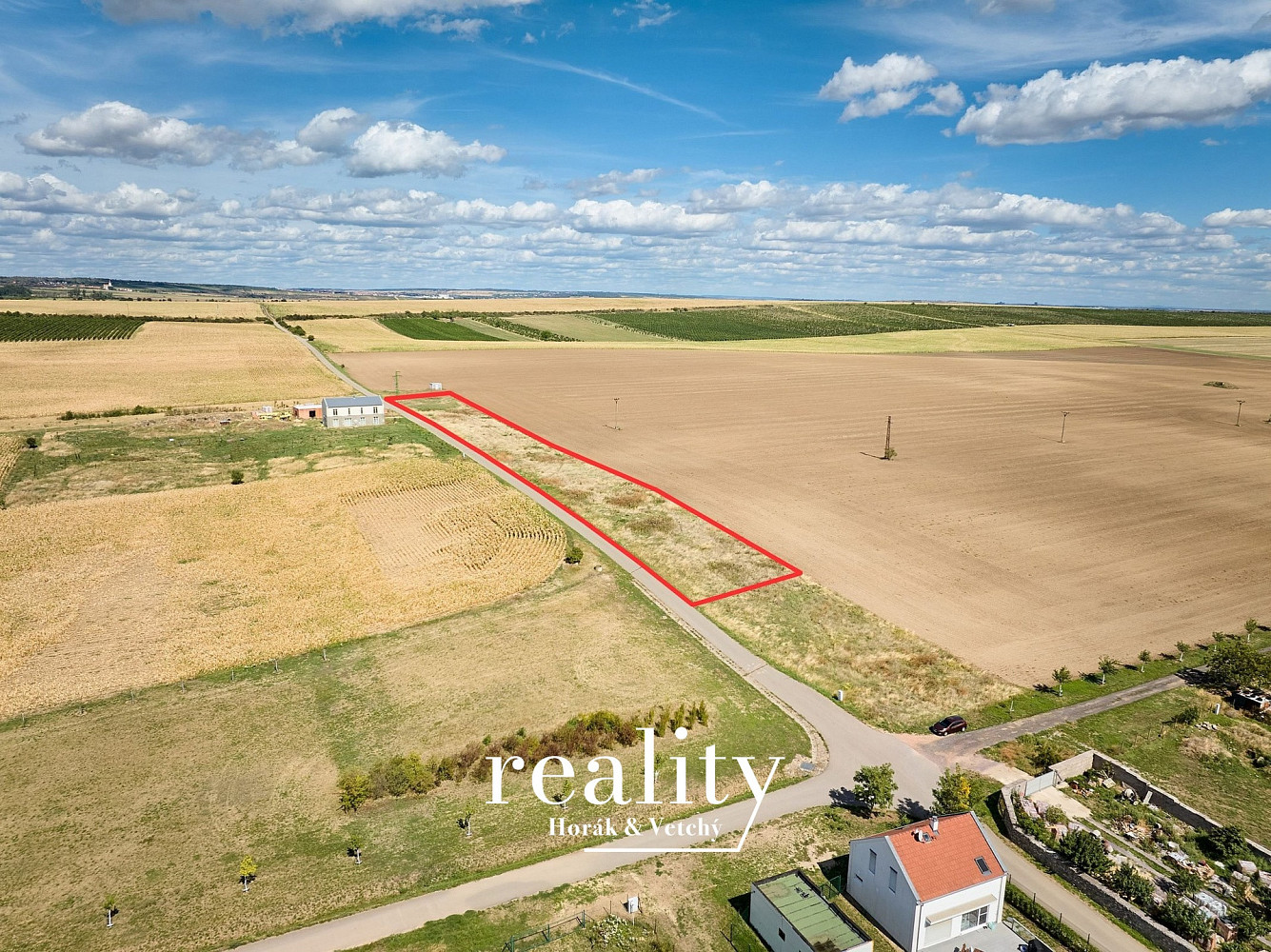 Prodej stavebního pozemku 5 100 m²