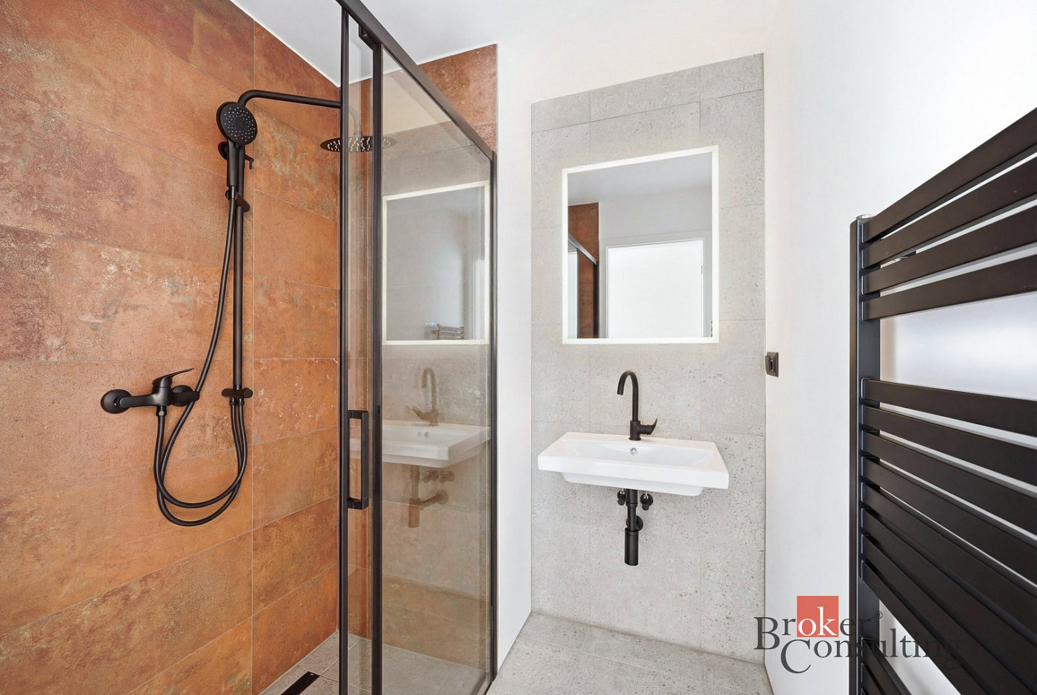 Prodej bytu 3+kk 65 m² — photo 2