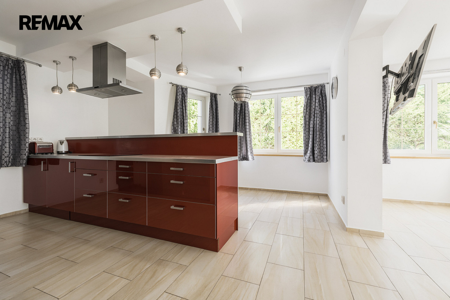 Prodej domu 196 m² s pozemkem 480 m² — photo 3